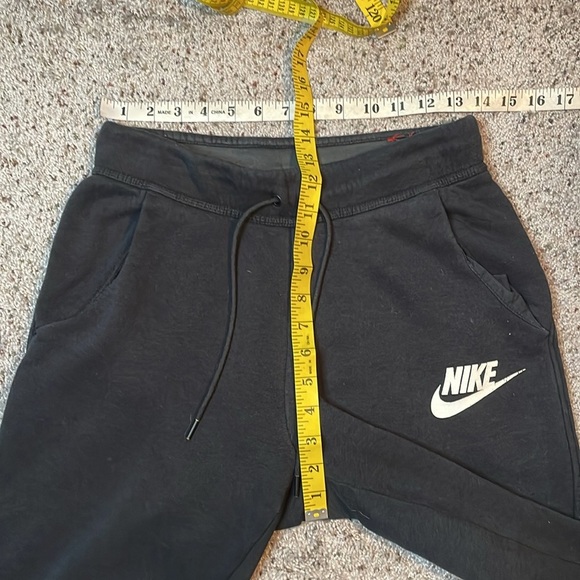 Nike Black Joggers Woman’s Size Small - Picture 6 of 7
